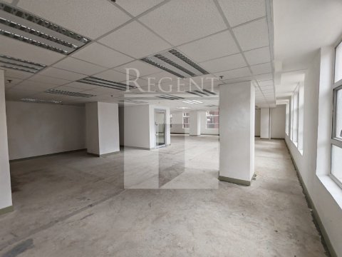 Kai Tak Com Bldg (啟德商業大廈) 