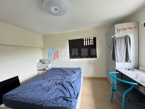 菠蘿輋