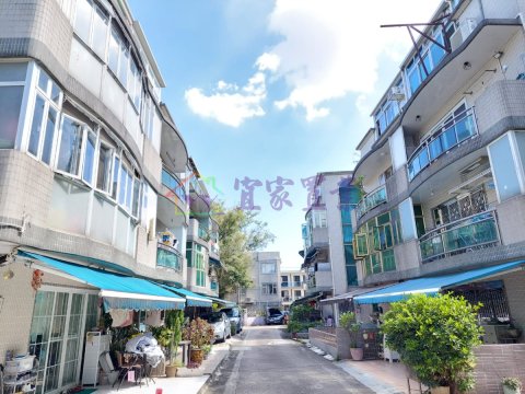 翠麗豪園●屋苑三樓連天台 元朗 高層 005068 售盤