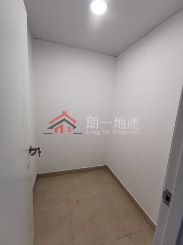 錦上路村屋