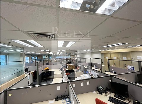 CHEVALIER COM CTR (其士商业中心) 