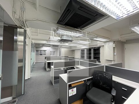 HONG KONG IND CTR BLK A (香港工業中心 A座) 