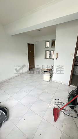 SUN LAI GDN  Ngau Chi Wan H G124262 For Buy