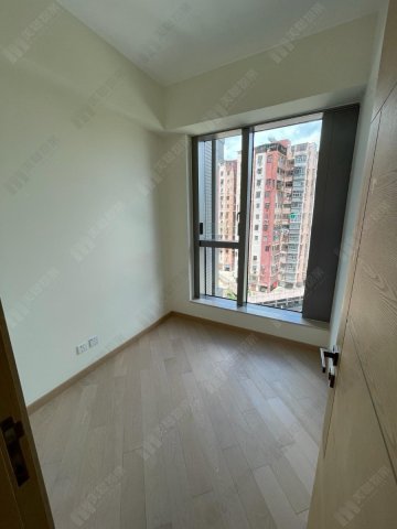 GRAND CENTRAL TWR 01 Kwun Tong L 1581318 For Buy