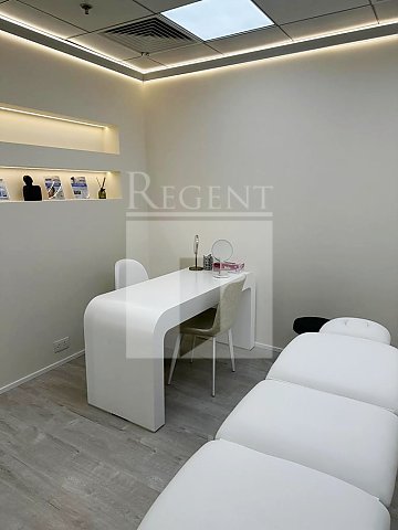 Mong Kok Office, Langham Place