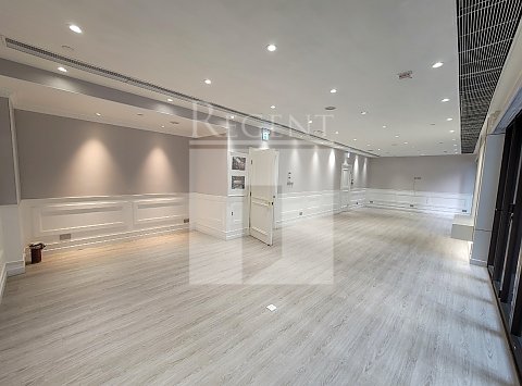 Hong Kong Property, Hong Kong Shop