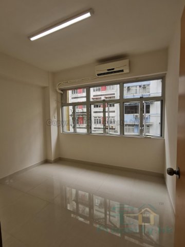 CHUNG HWA BLDG BLK A To Kwa Wan L 1509588 For Buy