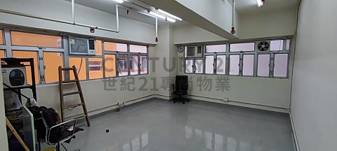 金豐工業大廈 葵涌 高層 C181880 售盤