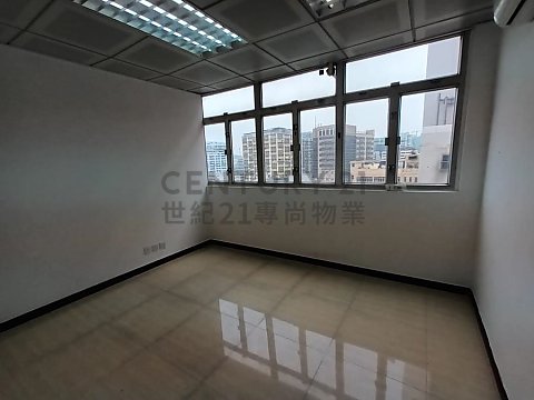 冠华镜厂第六工业大厦 屯门 高层 T196240 售盘