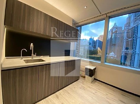 CHAMPION TWR (冠君大廈) 