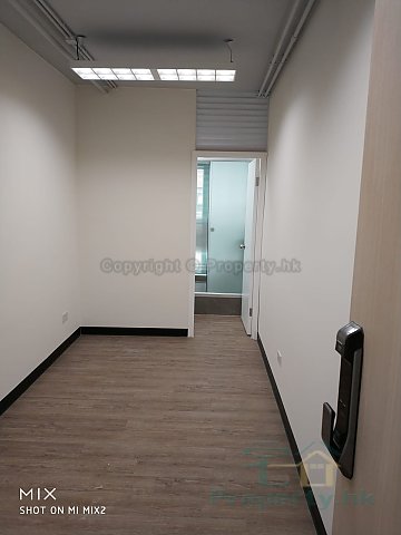維京科技商業中心 葵涌 高層 C490382 售盤
