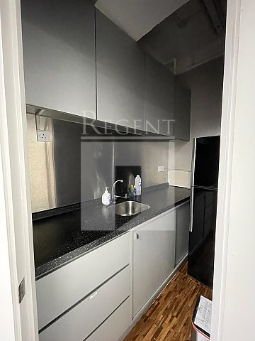 HONG KONG IND CTR BLK A (香港工業中心 A座) 