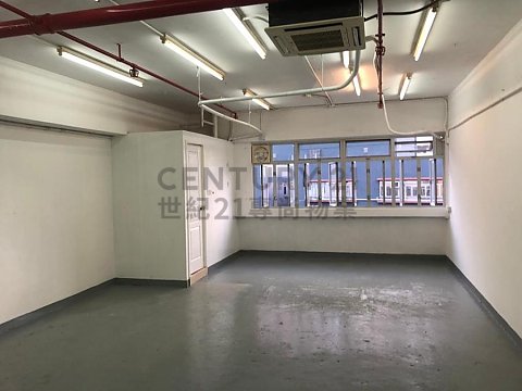 新興工業大廈 屯門 高層 C158369 售盤