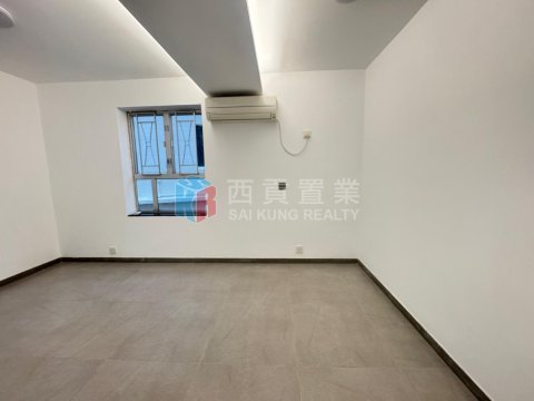 菠蘿輋