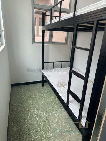 TUNG CHOI ST 169 Mong Kok M 1469768 For Buy