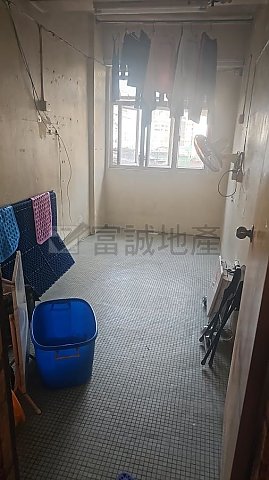 新蒲崗大廈 新蒲崗 中層 N124372 售盤
