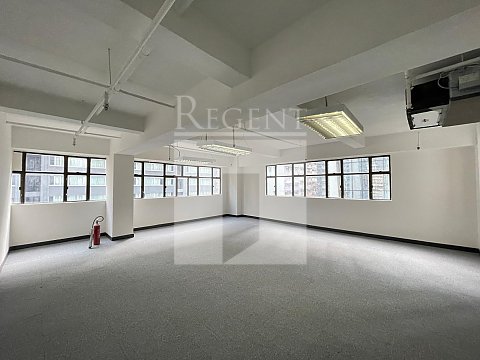 LEE WEST COM BLDG (利威商業大廈) 