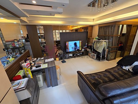 MEI FOO PH 01 BROADWAY 31 Lai Chi Kok M F014682 For Buy