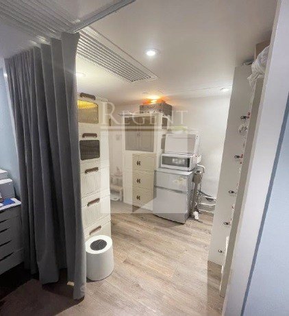 1 Lan Kwai Fong (蘭桂坊1號) 