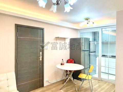 FUNG TAK ESTATE Diamond Hill F124577 For Buy