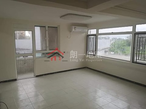 錦上路村屋