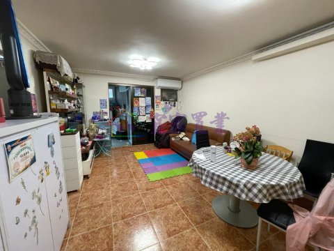 康怡居●步行轻铁地下花园 屯门 低层 005111 售盘