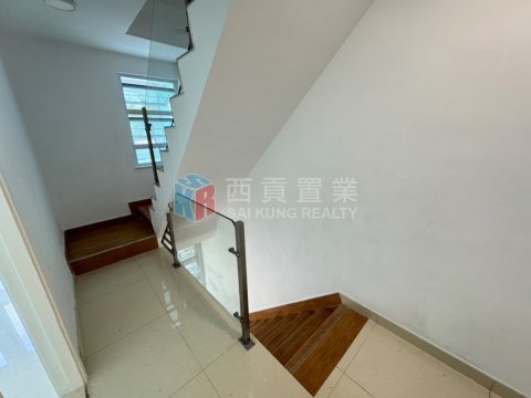 西徑村