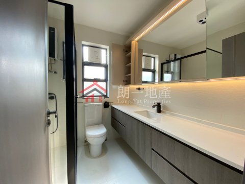 錦上路路邊大宅