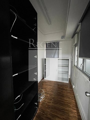 HONG KONG IND CTR BLK A (香港工業中心 A座) 