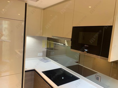 GRAND CENTRAL TWR 02 Kwun Tong L 1576156 For Buy