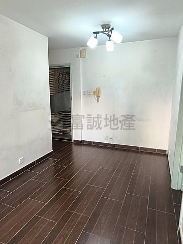 琼轩苑 钻石山 高层 G124762 售盘