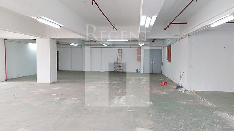 Wah Fat Ind Bldg (華發工業大廈) 