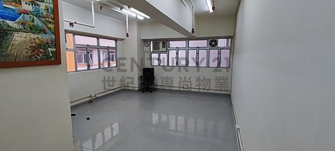 金豐工業大廈 葵涌 高層 C181880 售盤