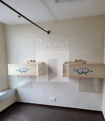 FEE TAT COM CTR (飛達商業中心) 