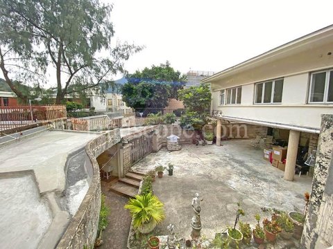 8 Purves Road Mid-Levels East 1491668 For Buy