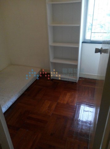 TSUEN WAN CTR BLK 01 KWANGCHOW HSE Tsuen Wan M 000083 For Buy