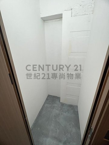 SELWYN FTY BLDG Kwun Tong L K199061 For Buy