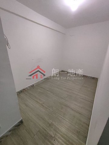 錦上路村屋