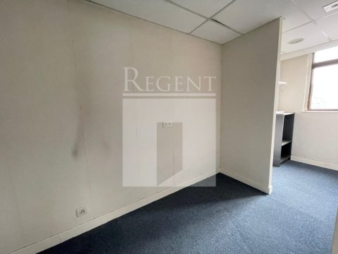 LEE WEST COM BLDG (利威商業大廈) 