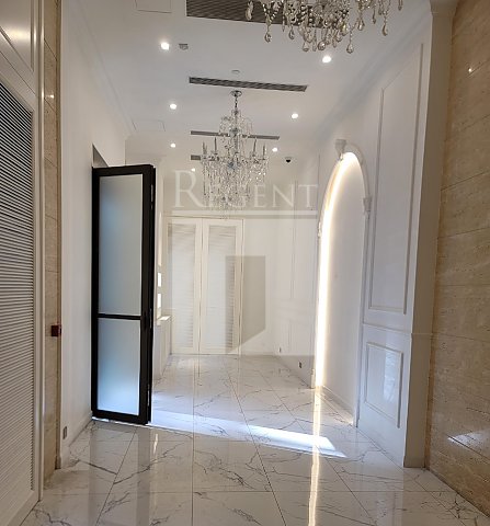 Hong Kong Property, Hong Kong Shop