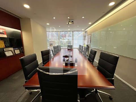 CHAMPION TWR (冠君大廈) 