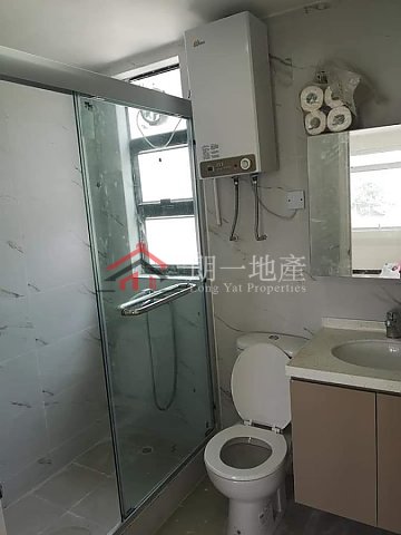 錦上路村屋