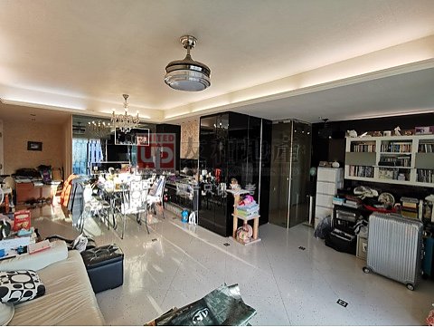 PHOENIX COURT  Kowloon Tong T135749 For Buy