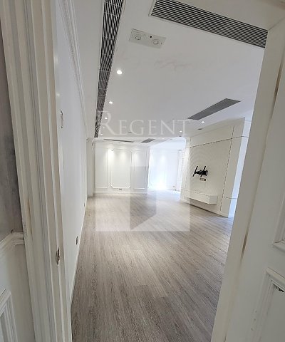 Hong Kong Property, Hong Kong Shop