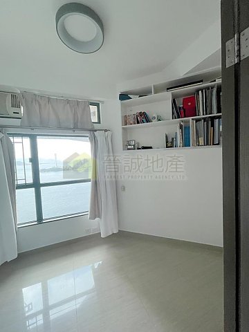 SEA CREST VILLA PH 02  Tsuen Wan H C020228 For Buy