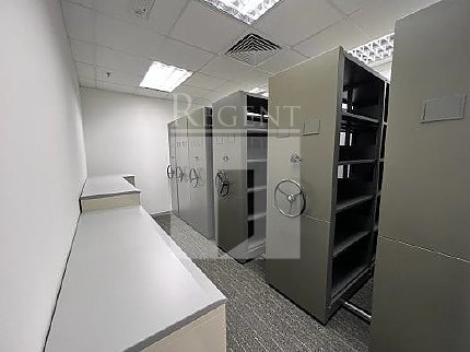 SKYLINE TWR (宏天廣場) 