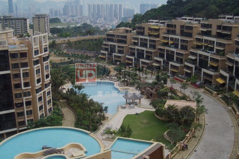 DYNASTY HTS DYNASTY VILLA BLK 11 Shek Kip Mei H K138378 For Buy