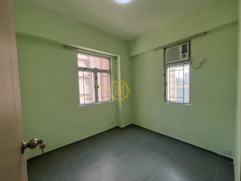 遠東發展屯門中心大廈