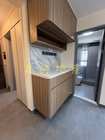 愉城苑 D座 城康閣