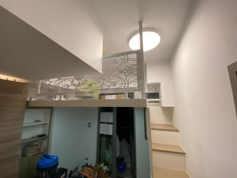 逸璟龙湾 荃湾 中层 B056644 售盘